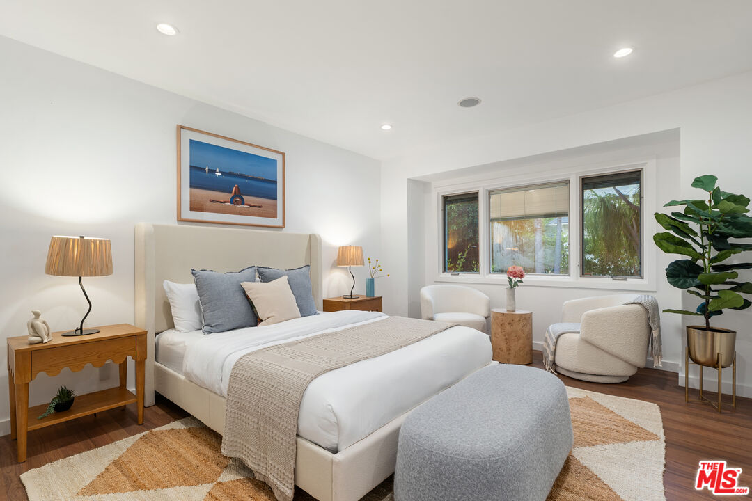 968 Kenfield Ave, brentwood