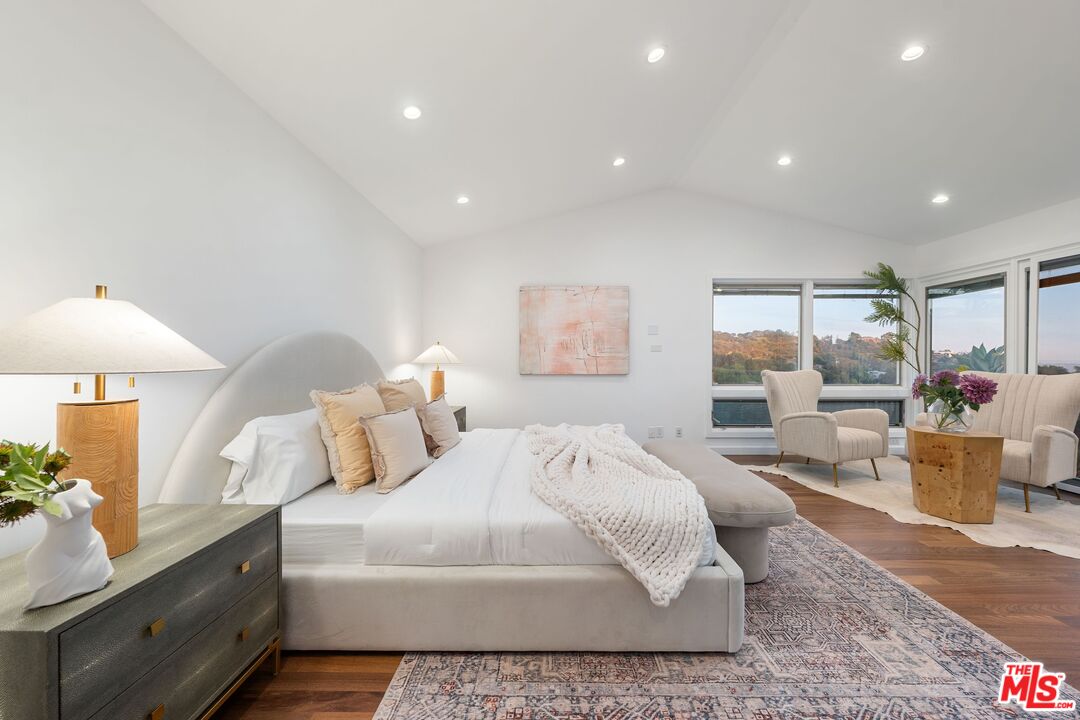 968 Kenfield Ave, brentwood