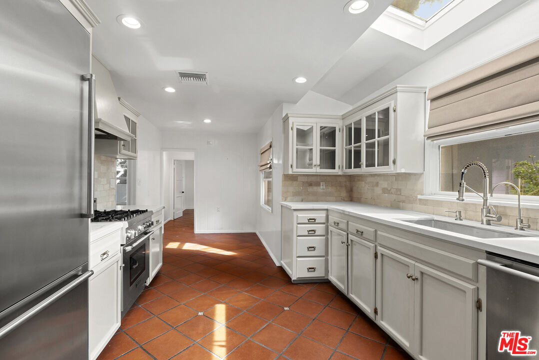 4506 Nagle Ave, Sherman Oaks