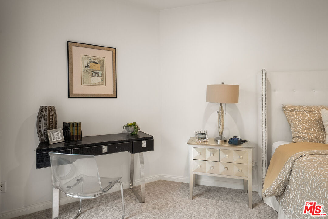 11667 Gorham Ave Unit: 206