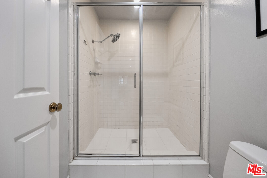 11667 Gorham Ave Unit: 206