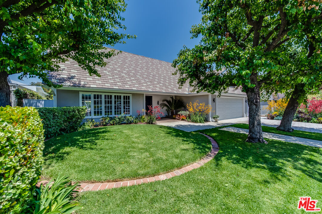 13133 Morrison St, Sherman Oaks