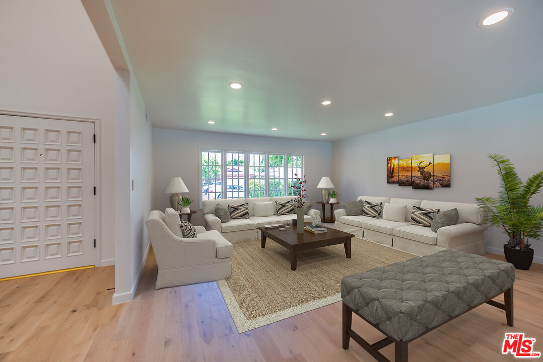 13133 Morrison St, Sherman Oaks