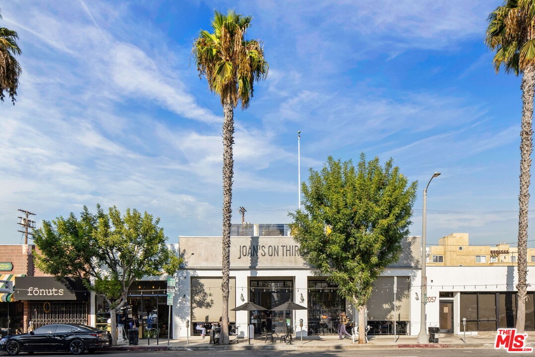 12045 Guerin St Unit: PH3, Studio City