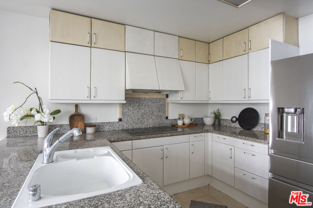 10724 Wilshire Blvd Unit: 505