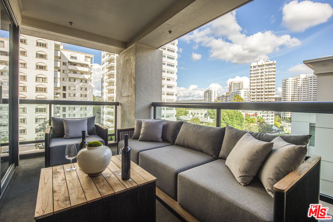 10724 Wilshire Blvd Unit: 505