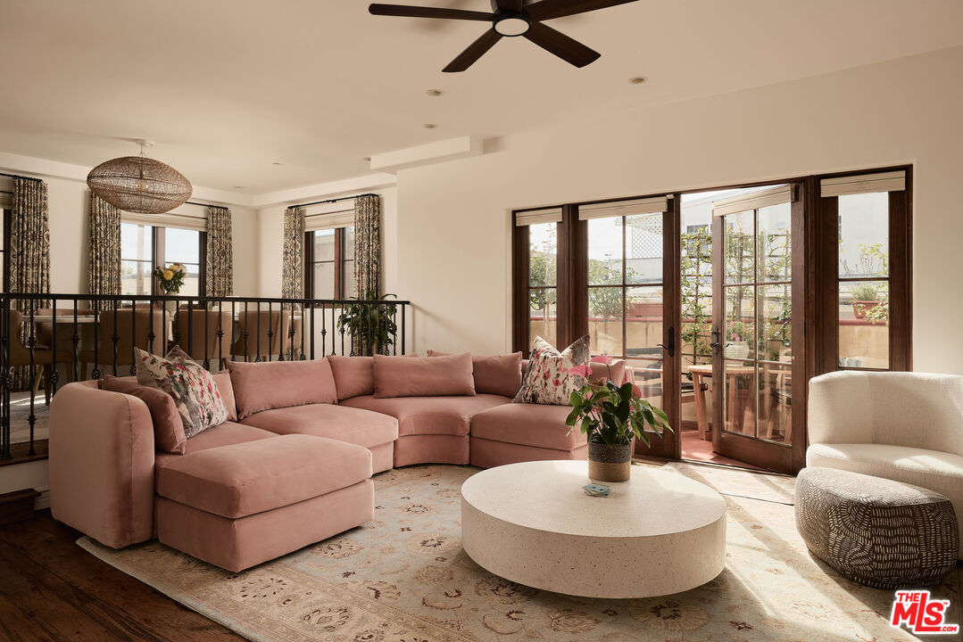 908 17th St Unit: 8, SANTA MONICA
