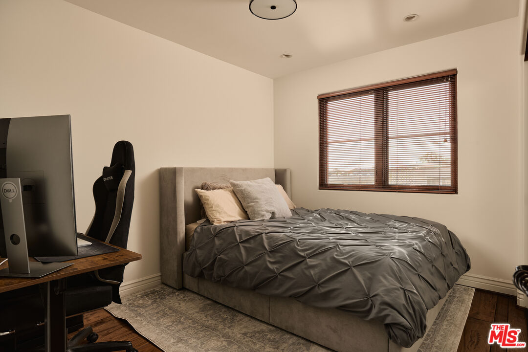 908 17th St Unit: 8, SANTA MONICA