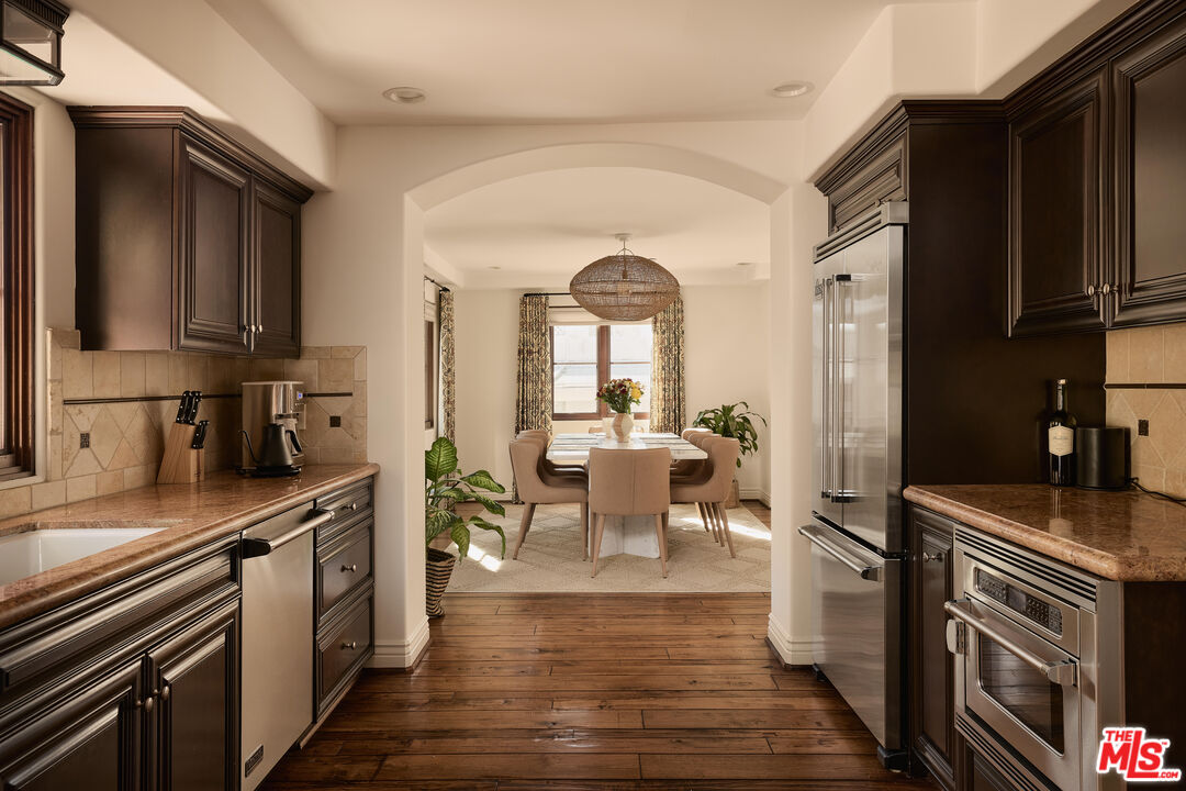 908 17th St Unit: 8, SANTA MONICA