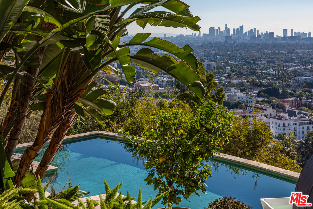 8440 Harold Way, Sunset Strip