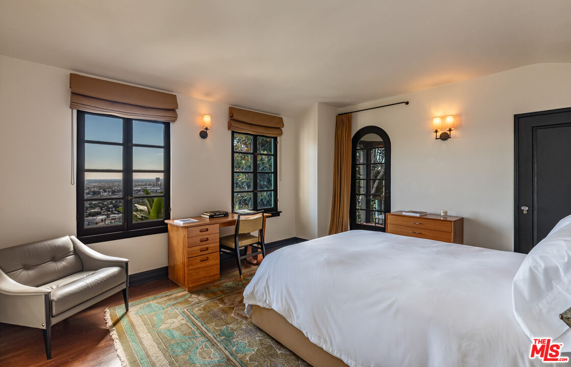 8440 Harold Way, Sunset Strip