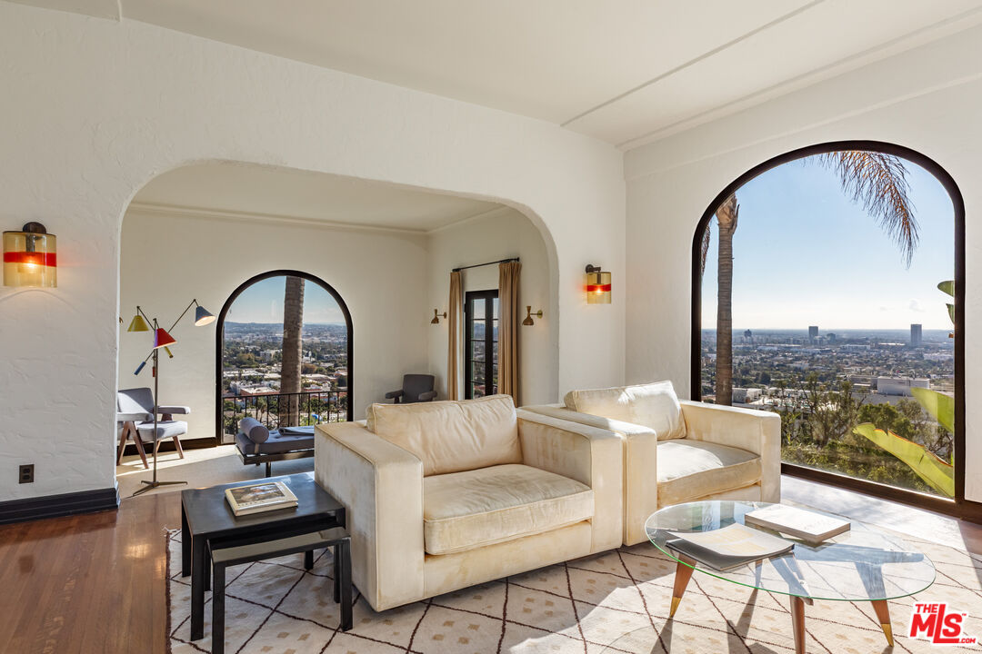 8440 Harold Way, Sunset Strip