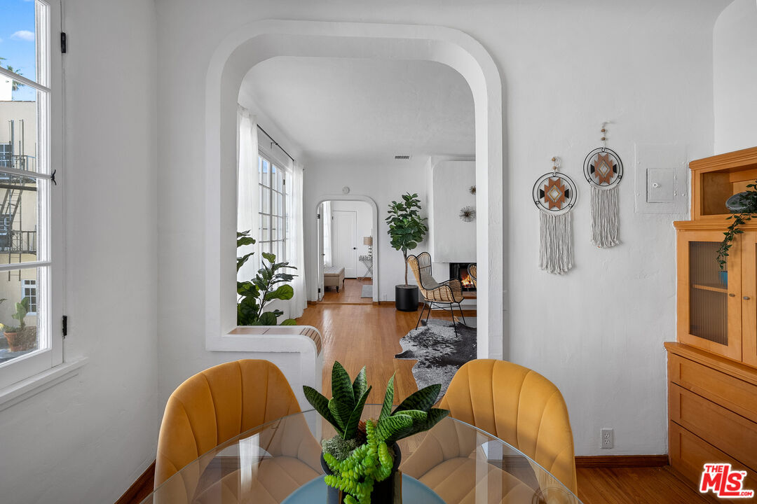 1345 N Hayworth Ave Unit: 209, West Hollywood