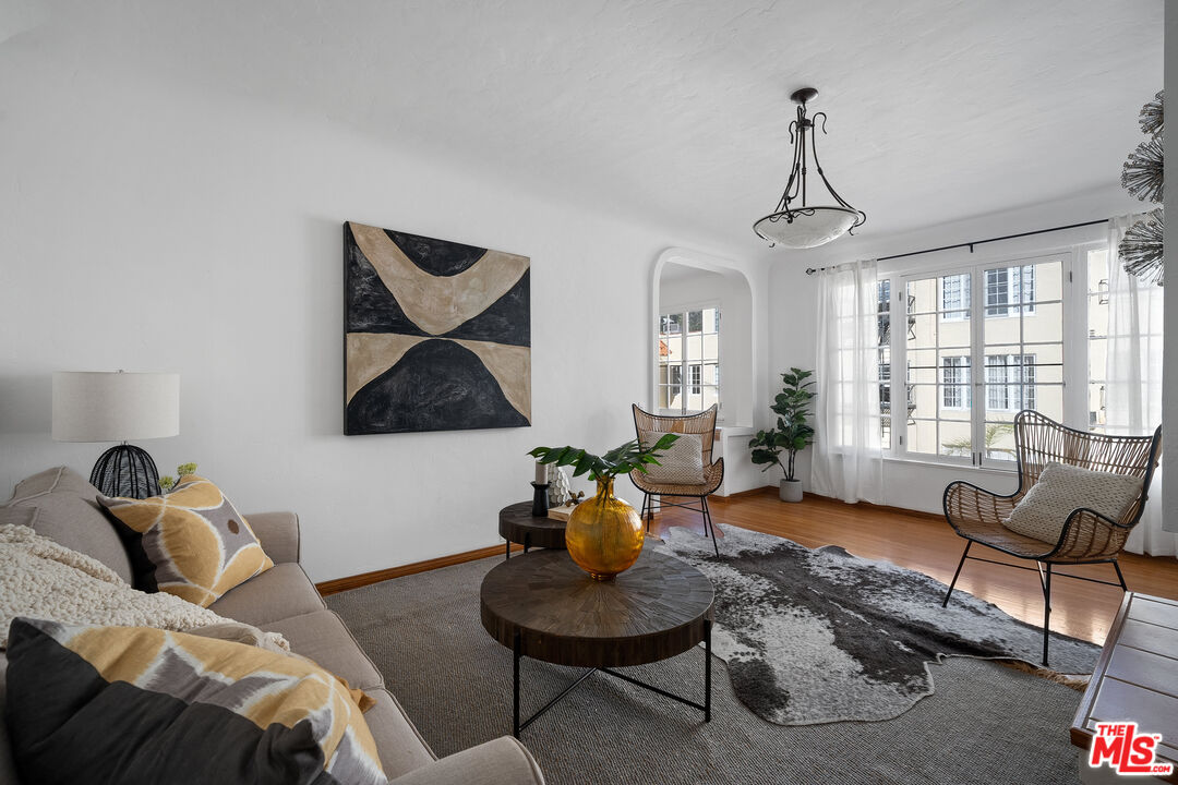 1345 N Hayworth Ave Unit: 209, West Hollywood