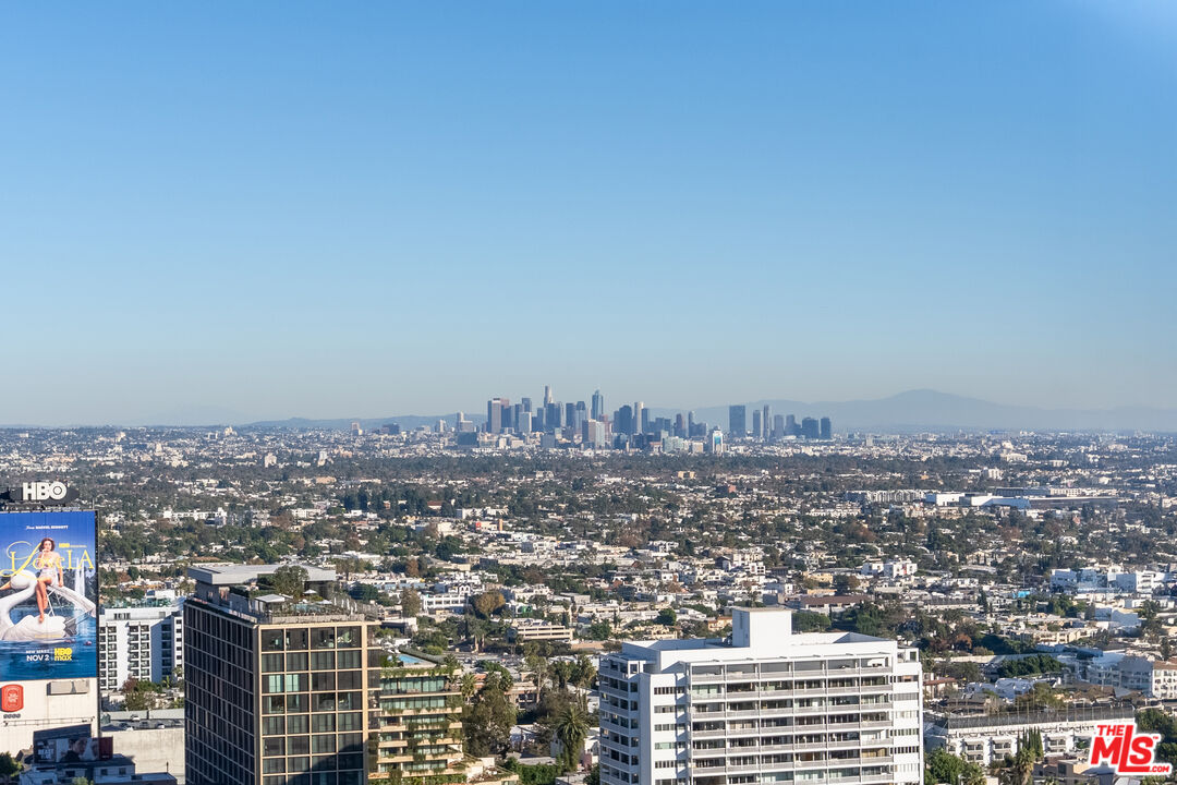 9255 Doheny Rd Unit: 1905