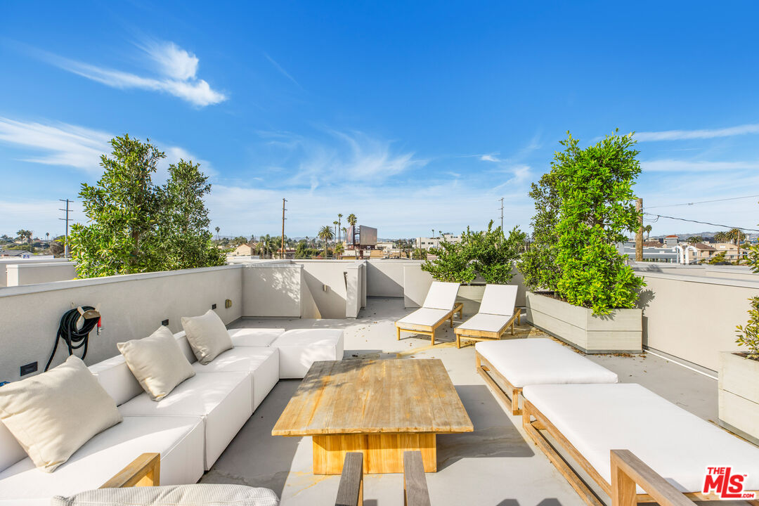 3808 College Ave Unit: 5