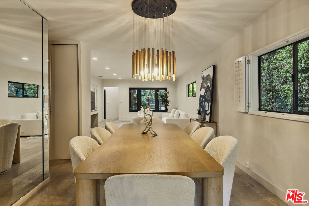 8716 Ashcroft Ave, West Hollywood 