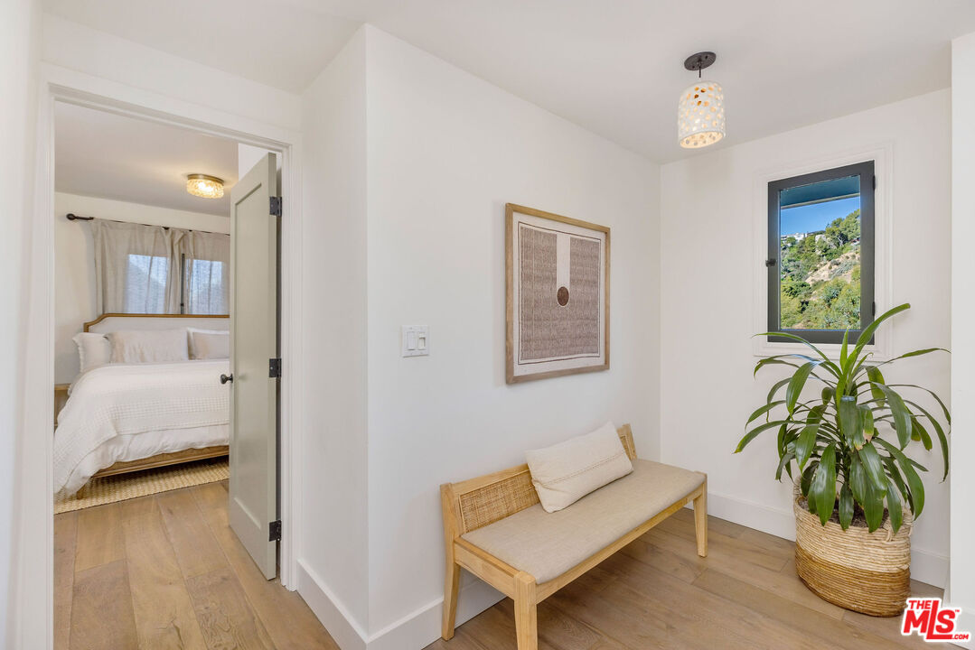 5767 Tuxedo Ter, Los Feliz