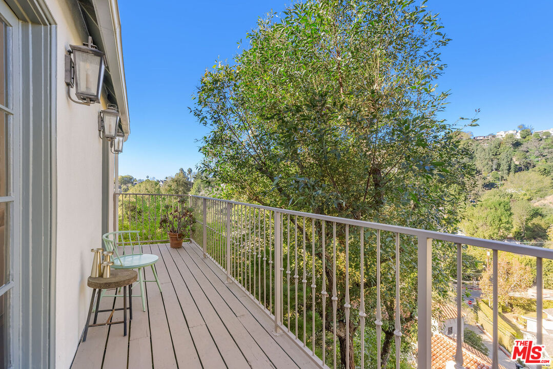 5767 Tuxedo Ter, Los Feliz