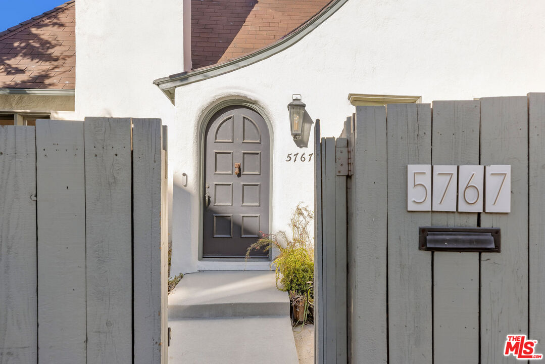 5767 Tuxedo Ter, Los Feliz
