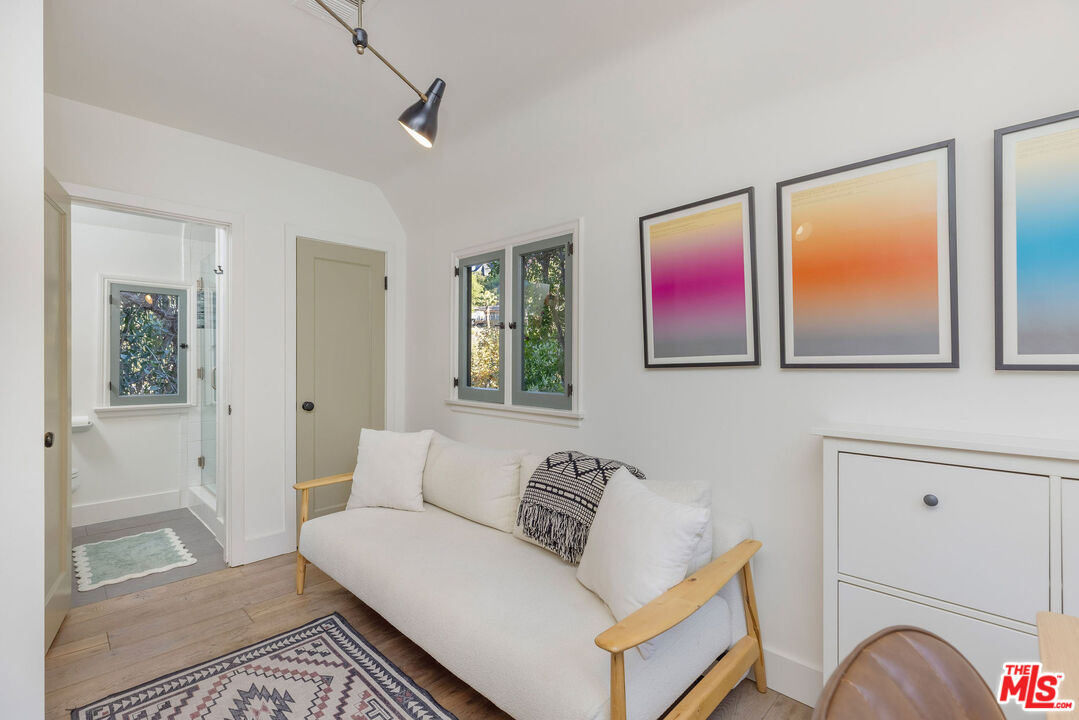 5767 Tuxedo Ter, Los Feliz