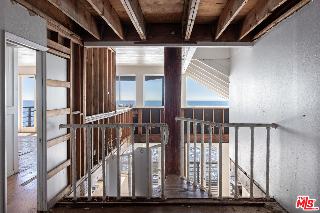 25266 Malibu Rd, Malibu