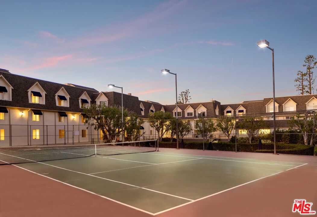 2385 Roscomare Rd Unit: D3, Bel Air