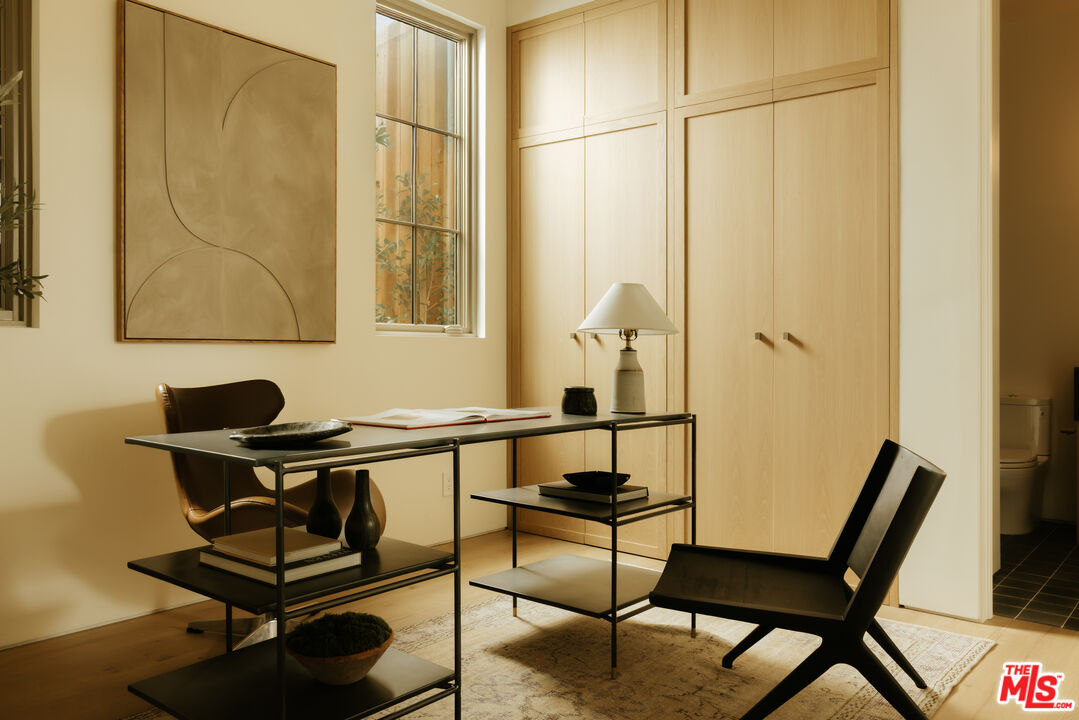 4209 Vantage Ave, Studio City