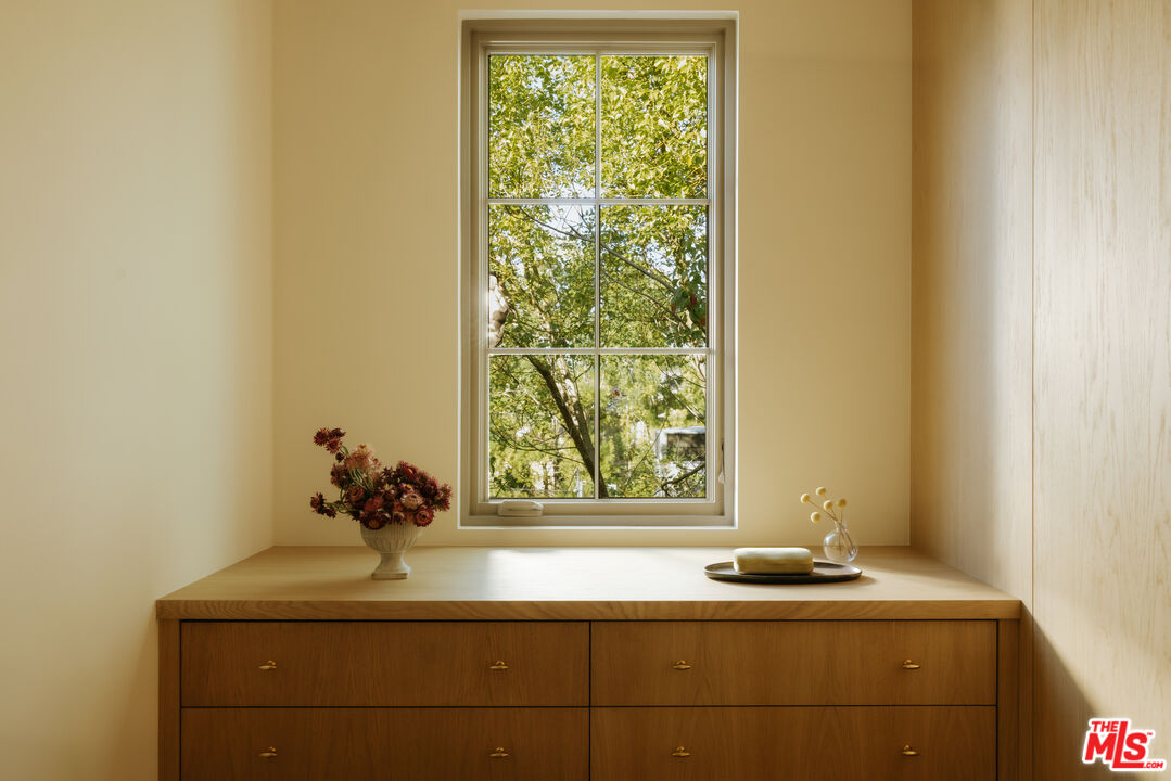 4209 Vantage Ave, Studio City