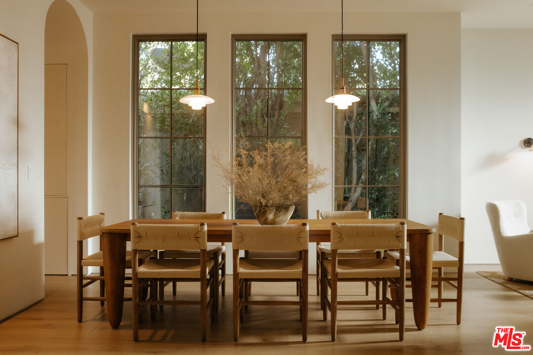 4209 Vantage Ave, Studio City