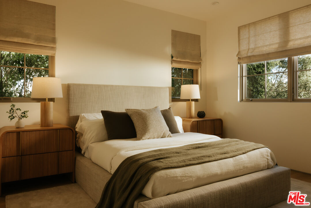 4209 Vantage Ave, Studio City