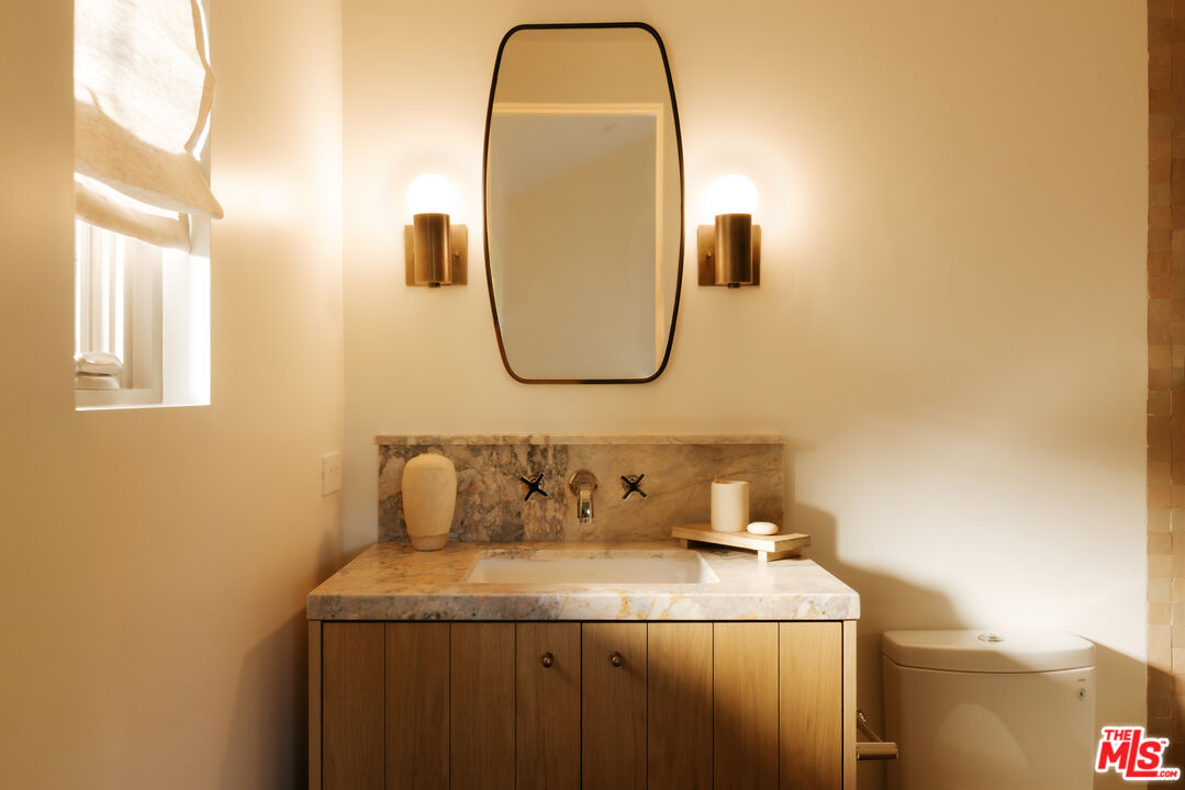 4209 Vantage Ave, Studio City