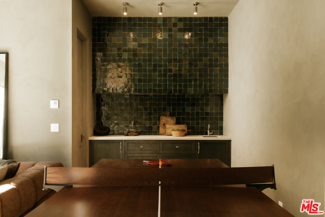 4209 Vantage Ave, Studio City