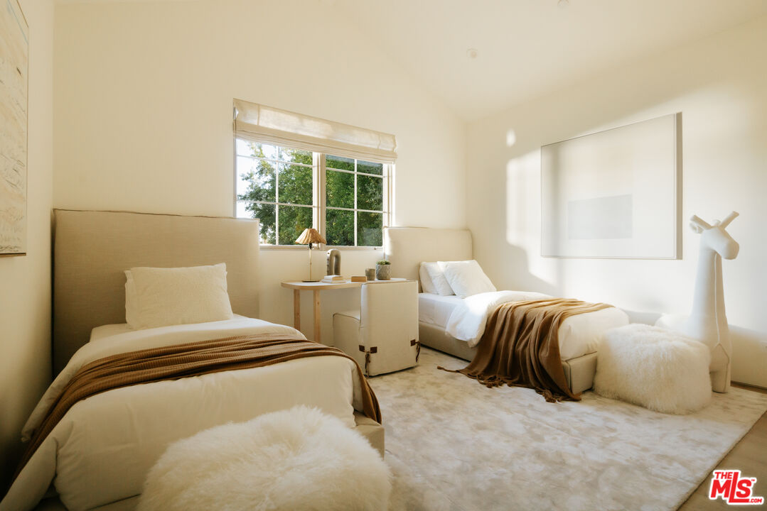 4209 Vantage Ave, Studio City