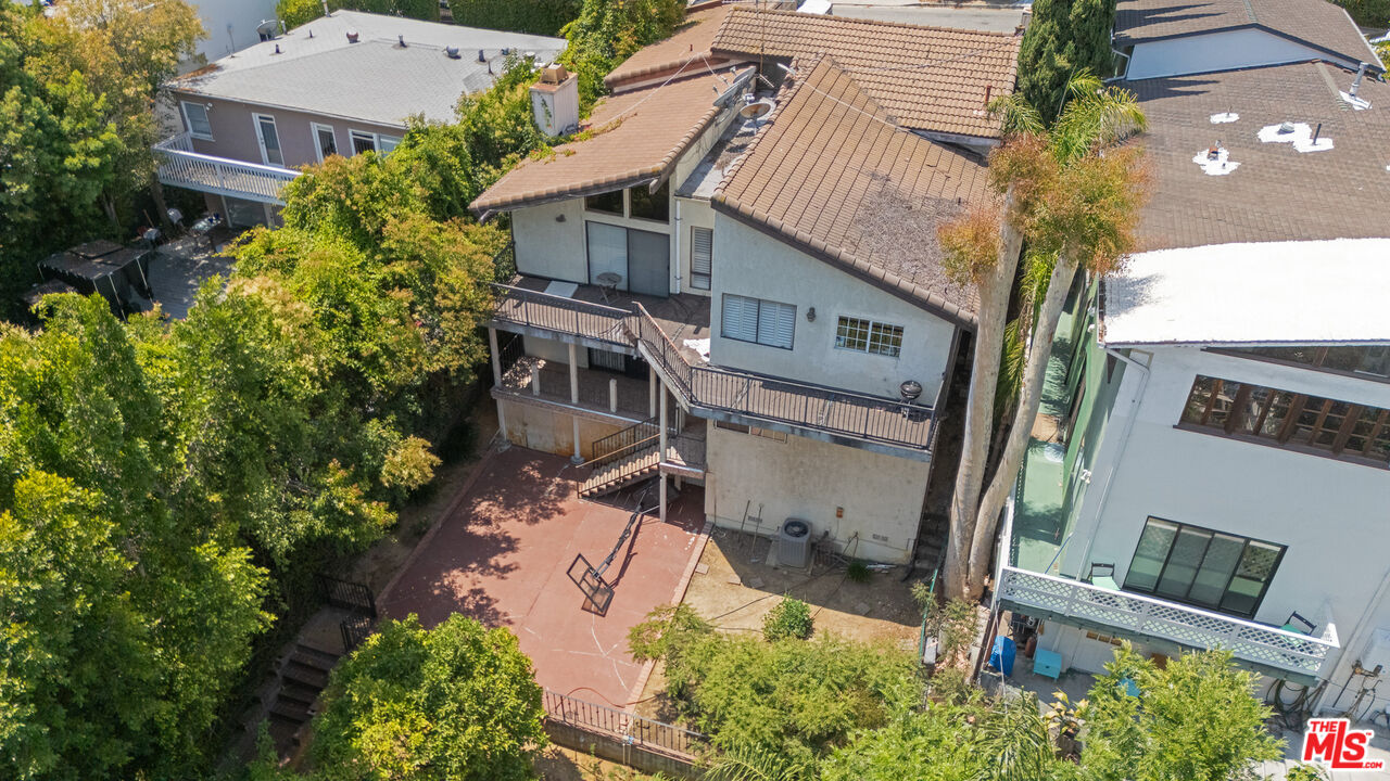 3334 Oak Glen Dr, Hollywood Hills