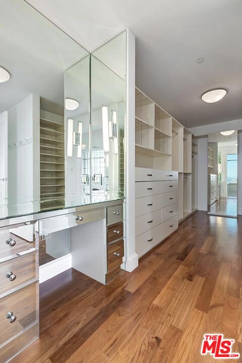 1 W Century Dr Unit: 21A