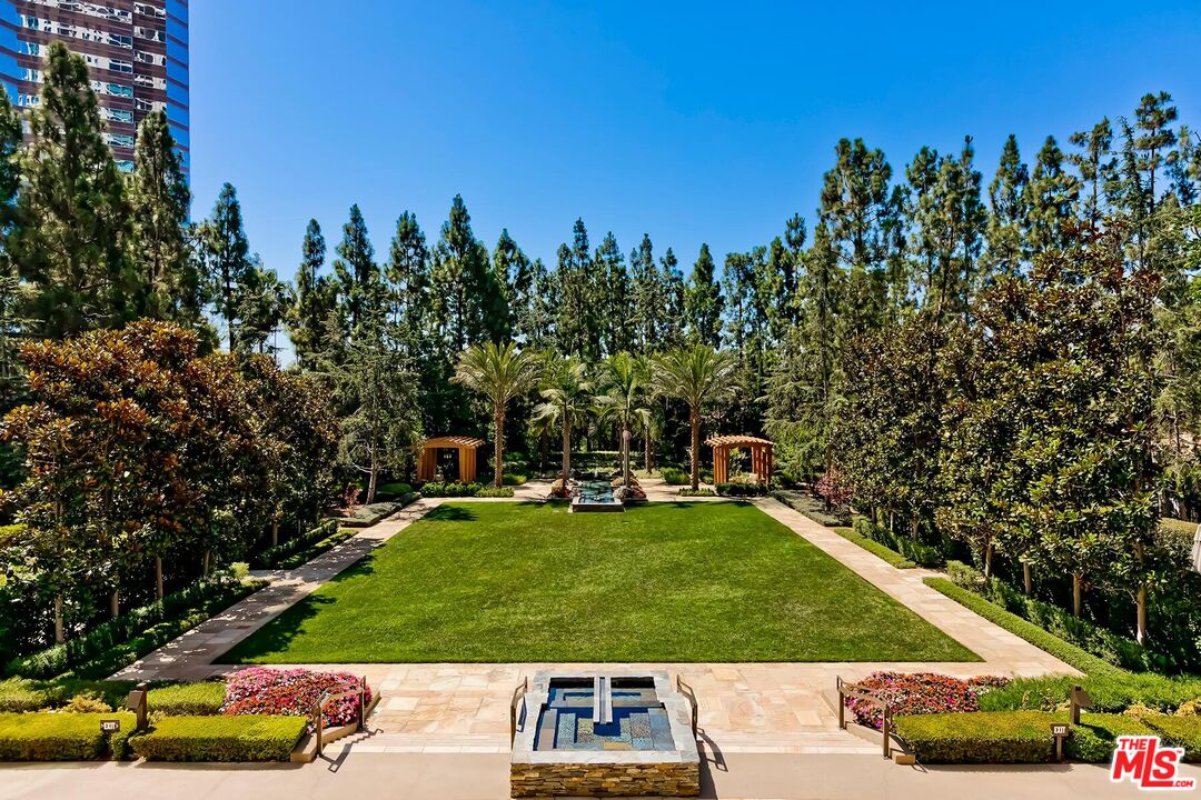 1 W Century Dr Unit: 21A