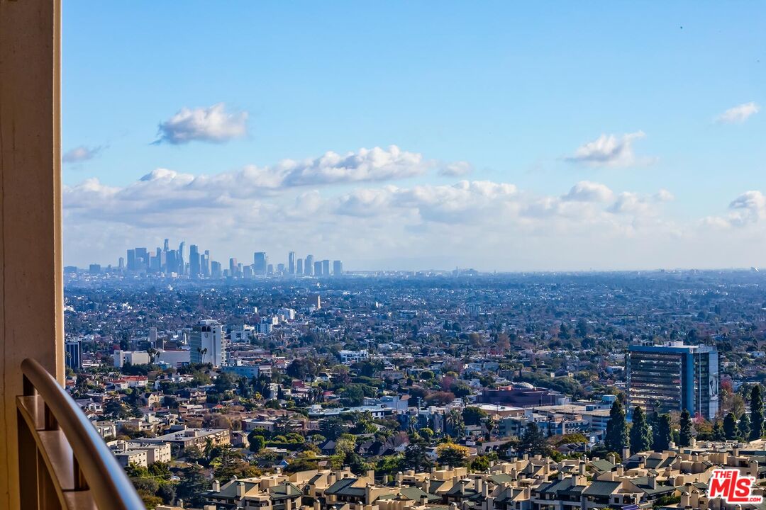 1 W Century Dr Unit: 21A