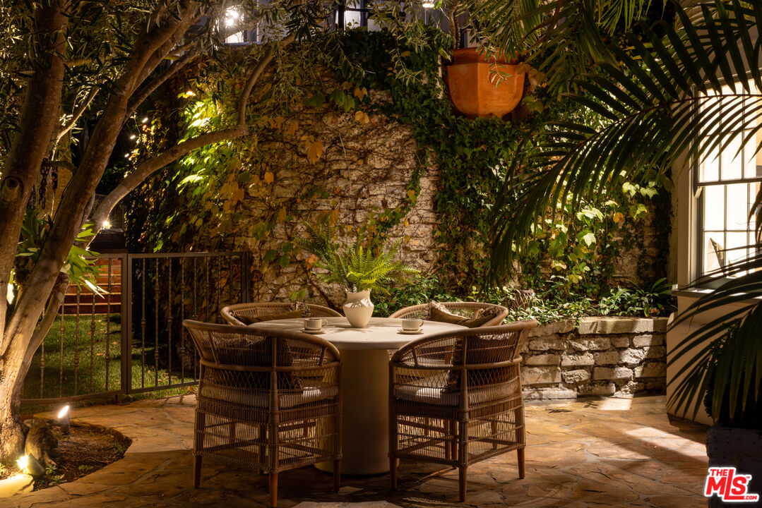 10770 Chalon Rd, Bel Air