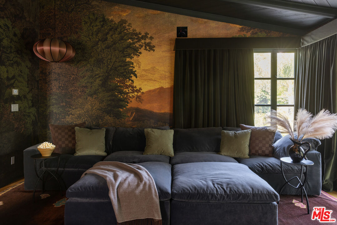 10770 Chalon Rd, Bel Air