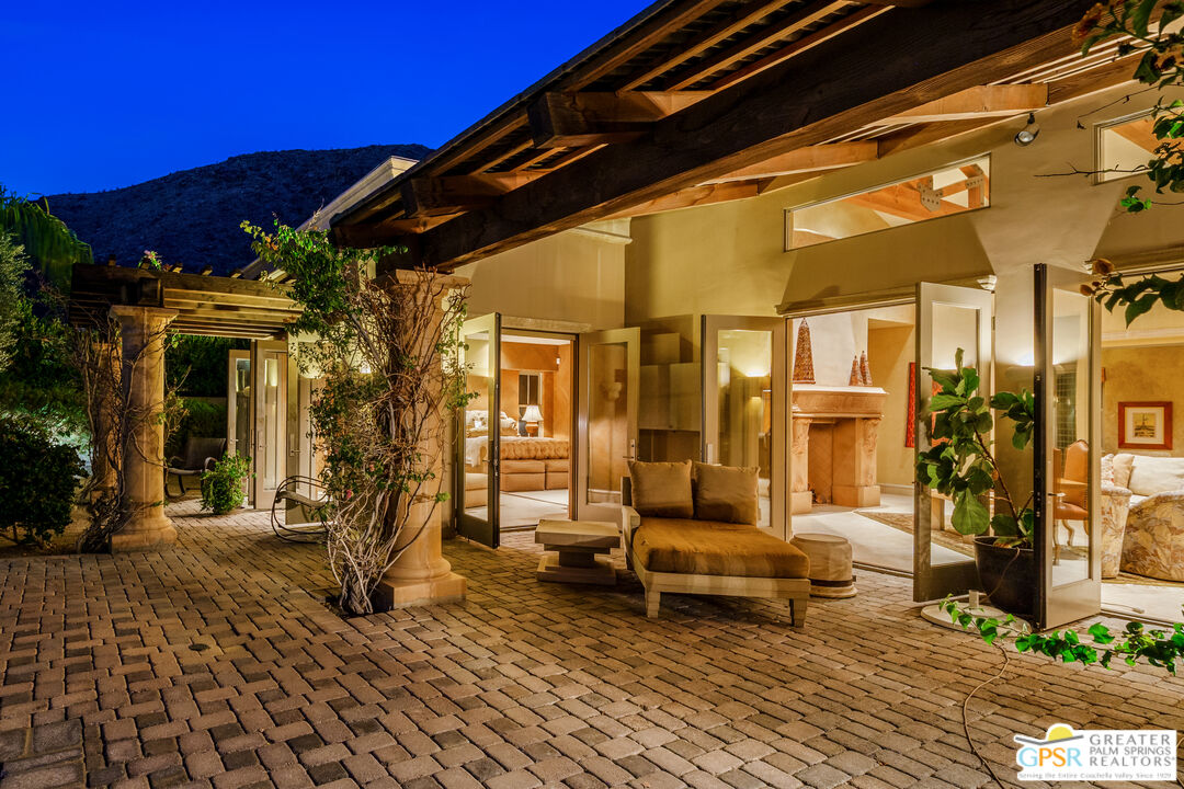 2 Nebulae Way, Rancho Mirage 
