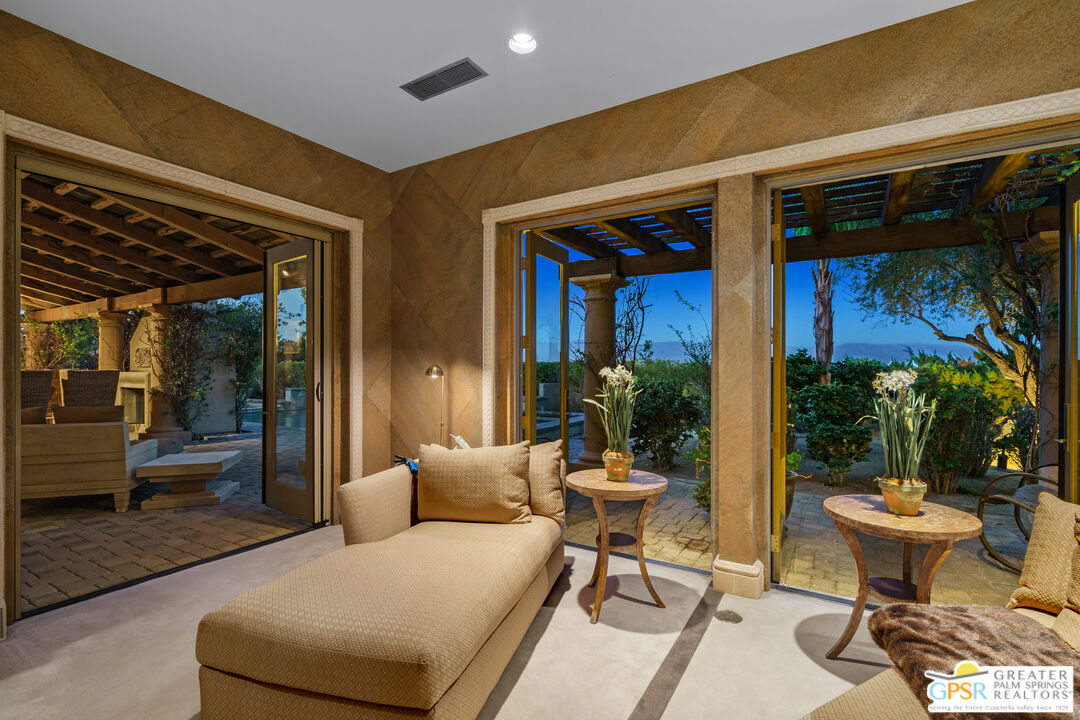 2 Nebulae Way, Rancho Mirage 