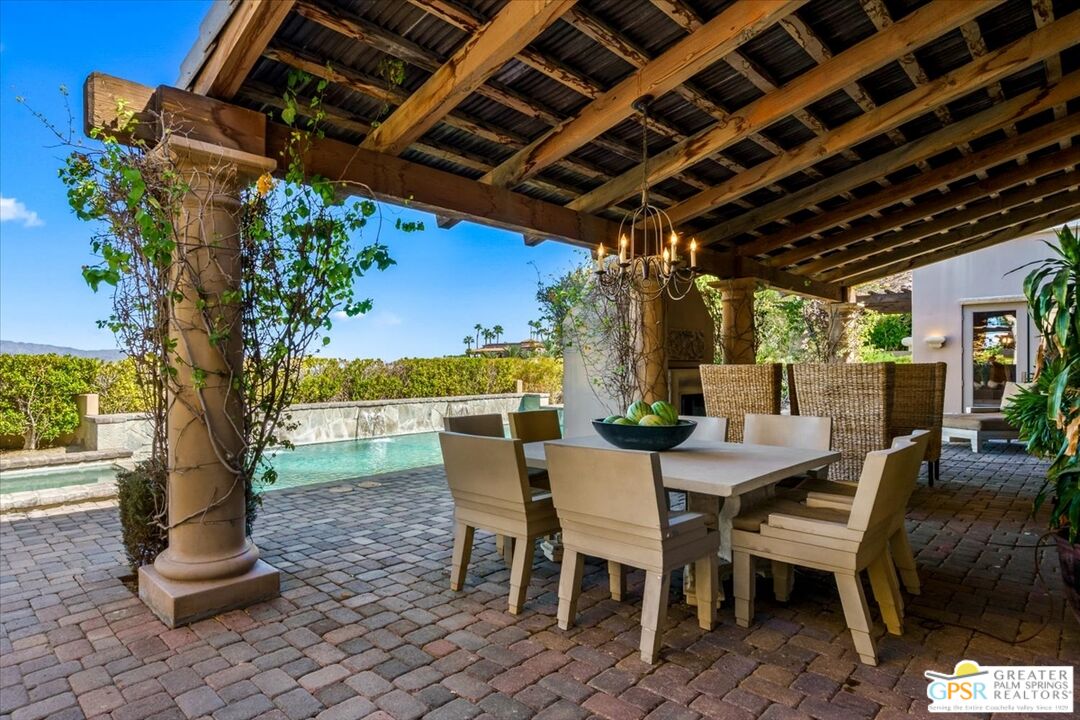 2 Nebulae Way, Rancho Mirage 