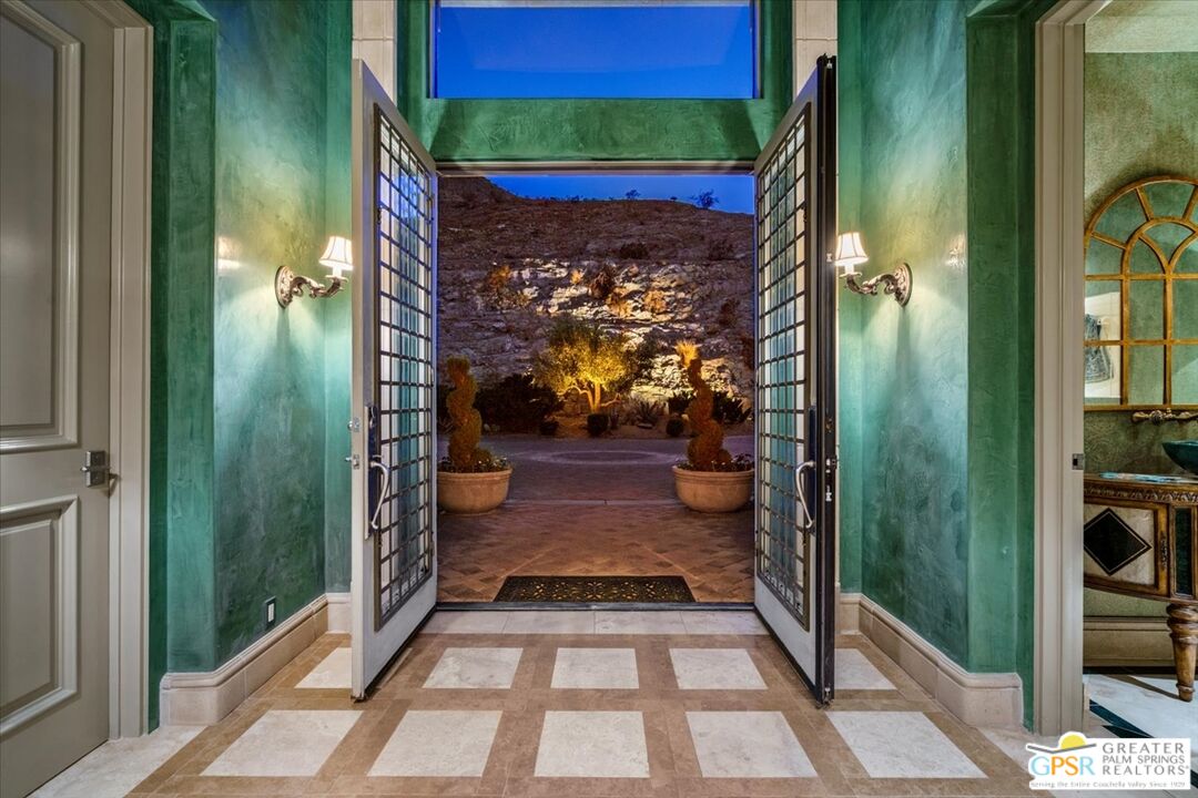 2 Nebulae Way, Rancho Mirage 