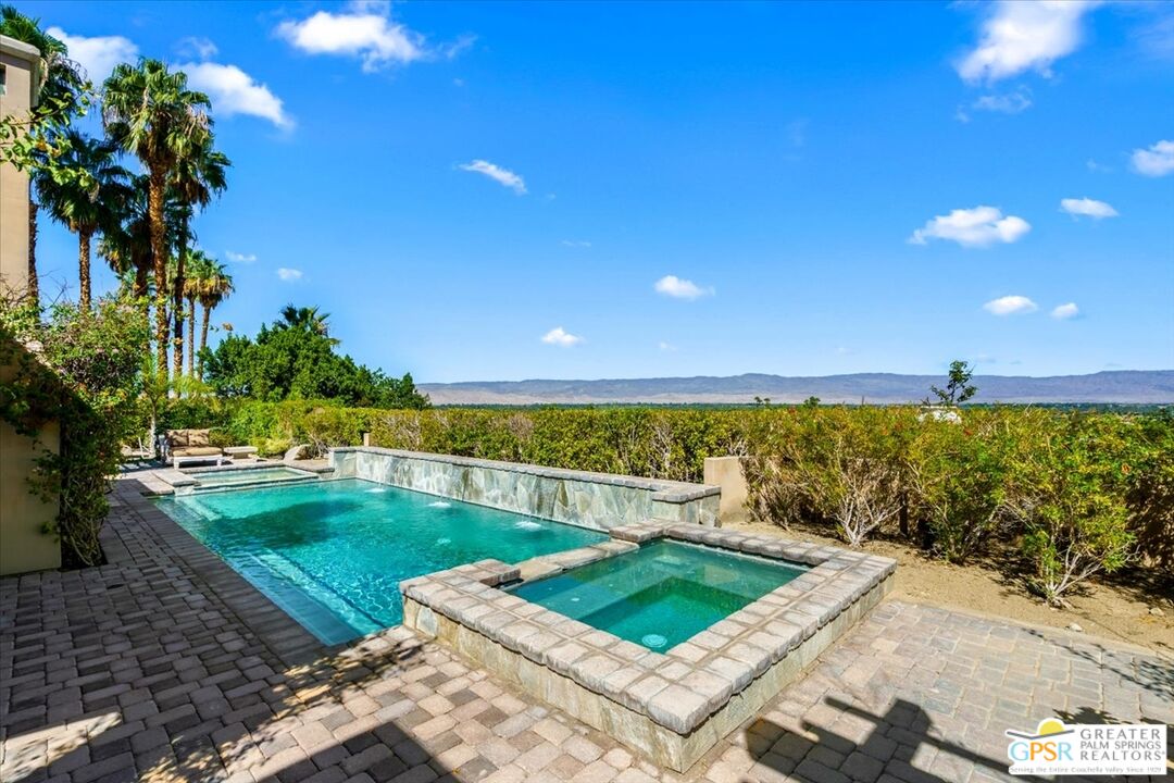 2 Nebulae Way, Rancho Mirage 