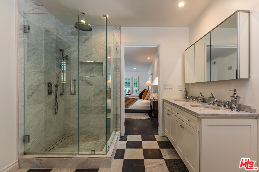 14030 Roblar Rd, Sherman Oaks 