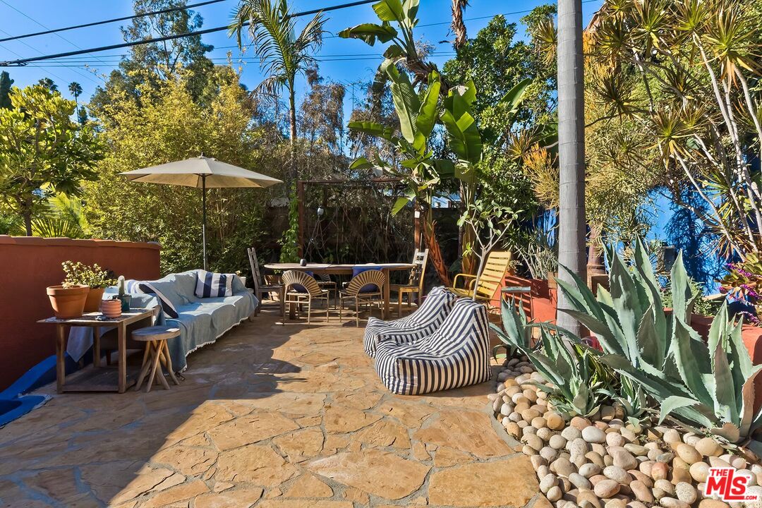 1501 Westerly Ter, Silver Lake