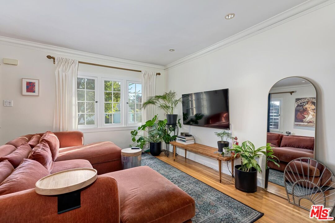 1501 Westerly Ter, Silver Lake