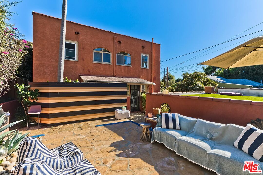 1501 Westerly Ter, Silver Lake