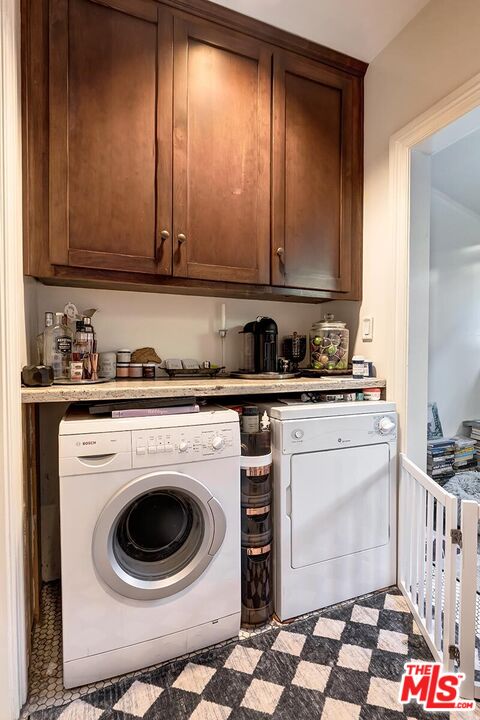 1501 Westerly Ter, Silver Lake